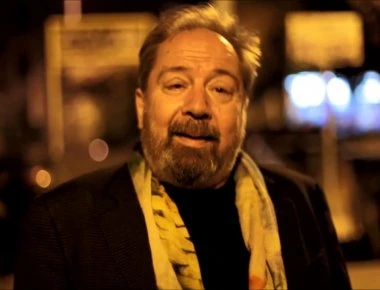 Σταμάτης Φασουλής: «Έπινα ένα μπουκάλι βότκα κάθε βράδυ! Το έκοψα οριστικά το ‘96»